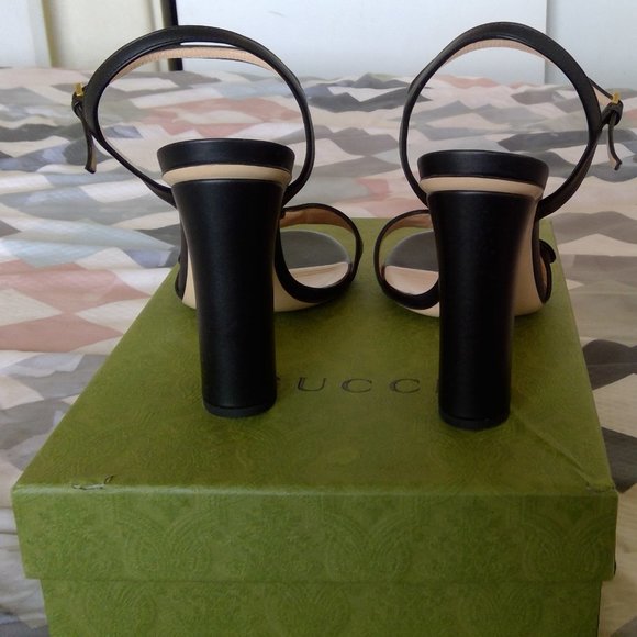 Gucci leather sandals - Picture 3 of 6